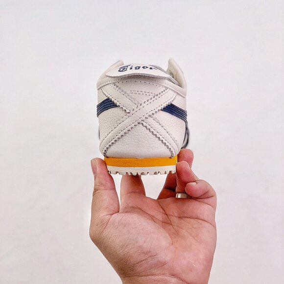 Onitsuka Tiger MEXICO 66 Cream Sneakers - Picture 7 of 9